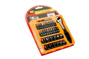 Набор головок и бит с ключом-трещоткой  GQ-421 (32 предмета)