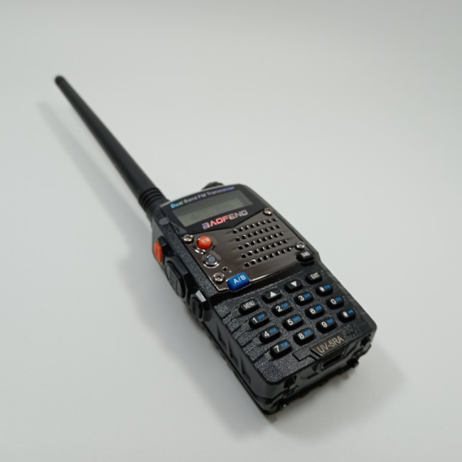 Рация Baofeng Baiston UV-5RA (радиус 15 км) Рация Baofeng Baiston UV-5RA (радиус 15 км)