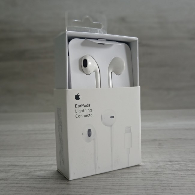 Наушники MP3 EARPODS Lightning FOXCONN проводные AAA Наушники MP3 EARPODS Lightning FOXCONN проводные AAA
