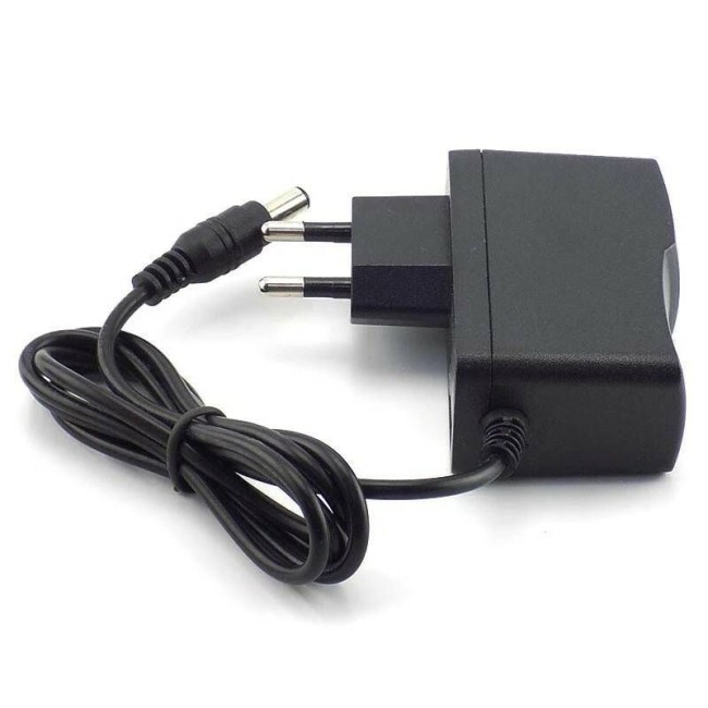 СЗУ для цифровых устройств 12V (2А) разъем 5,5 / 2,5 SP-30